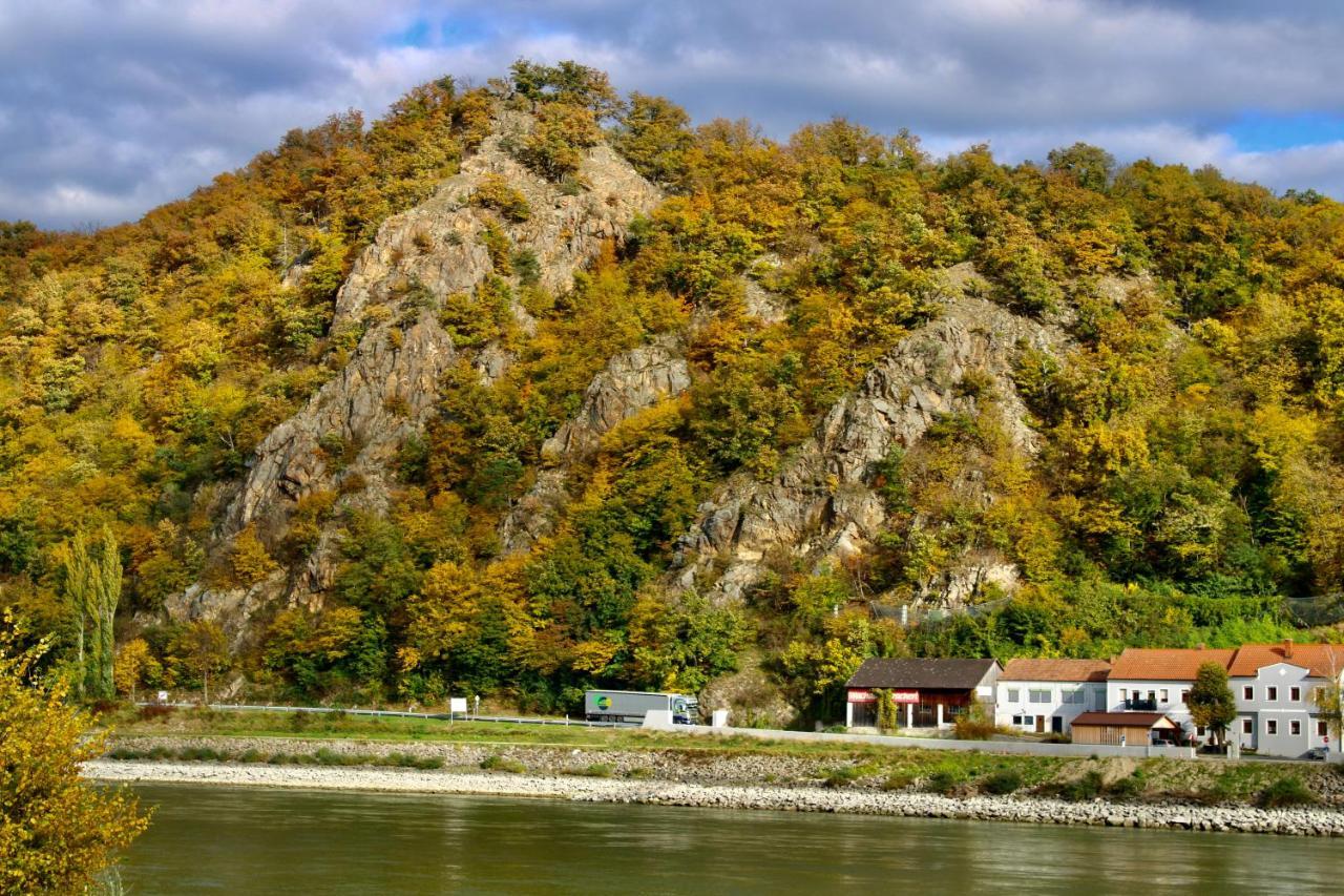Apartamento Haus-Donau In Der Wachau Aggsbach Exterior foto